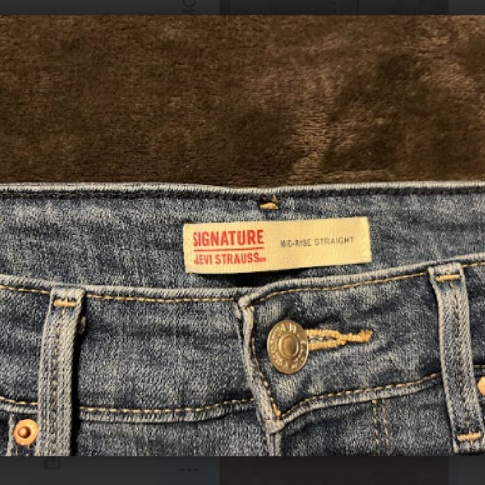Jeans - Picture 2 of 3